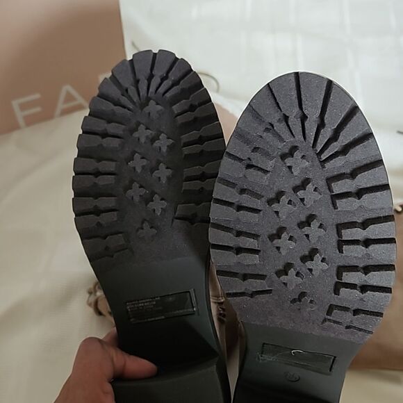 Just Fab Asher Sherpa-Lined Lace-Up Heel Boots Taupe 8.5 - Picture 15 of 16